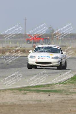 media/Oct-25-2025-CalClub SCCA (Sat) [[34c778dfbe]]/Group 4/Qualifying/